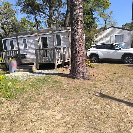 캠프장 Lieu De Paix 카미에르